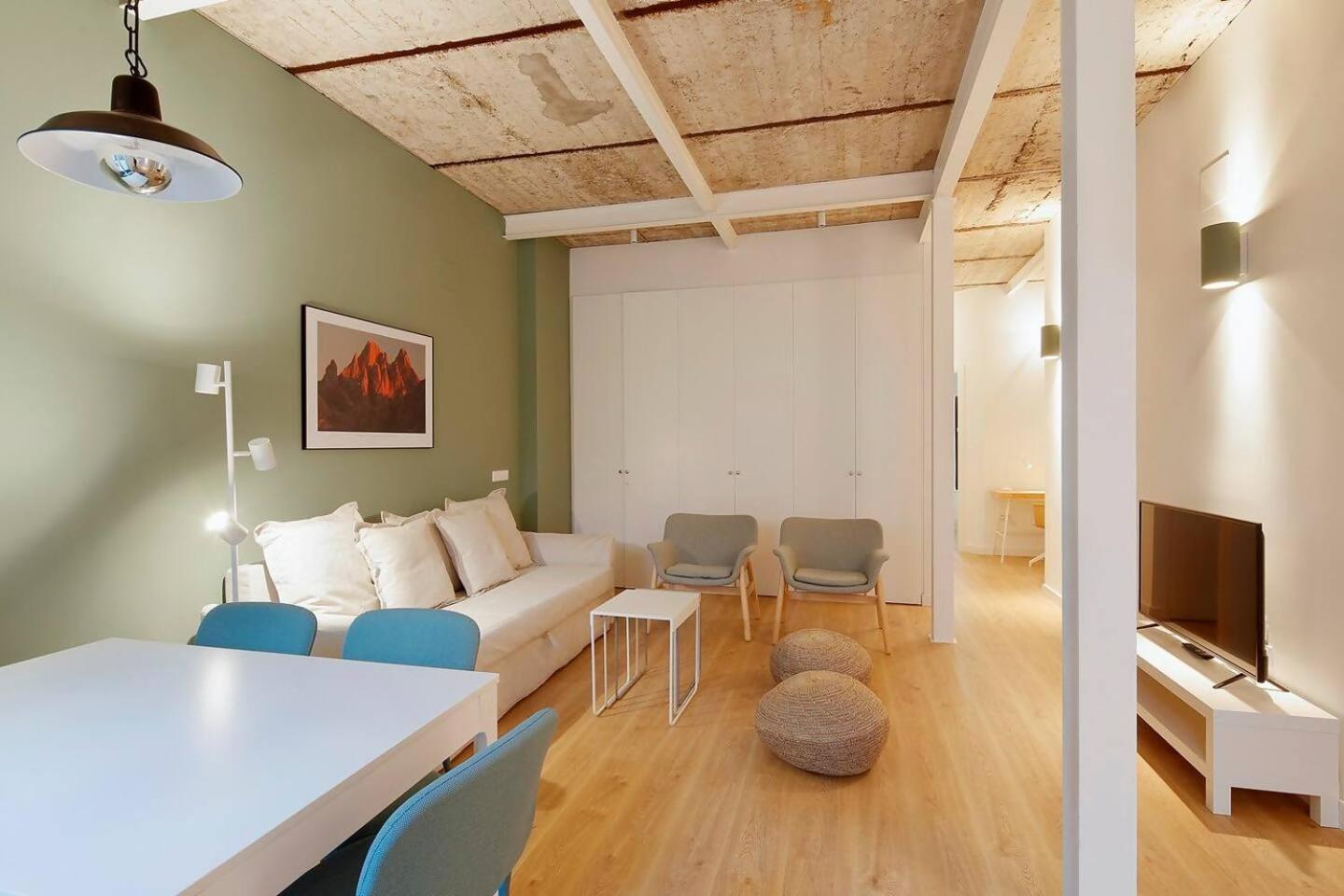 דירות גיחון Patio De Caveda Dcha מראה חיצוני תמונה